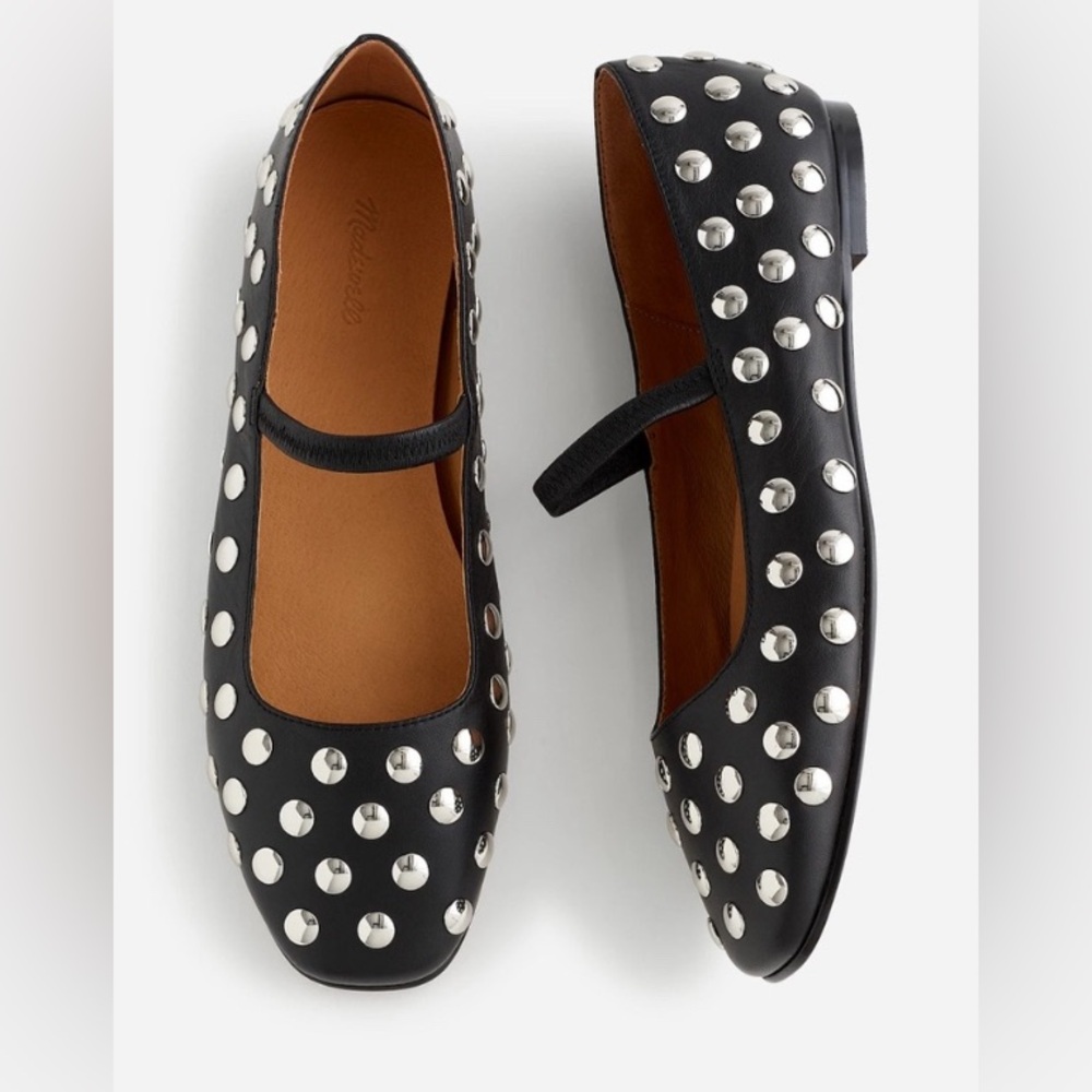 Madewell Greta Flat Black Leather with Silver Studs Size 8.5 EUC